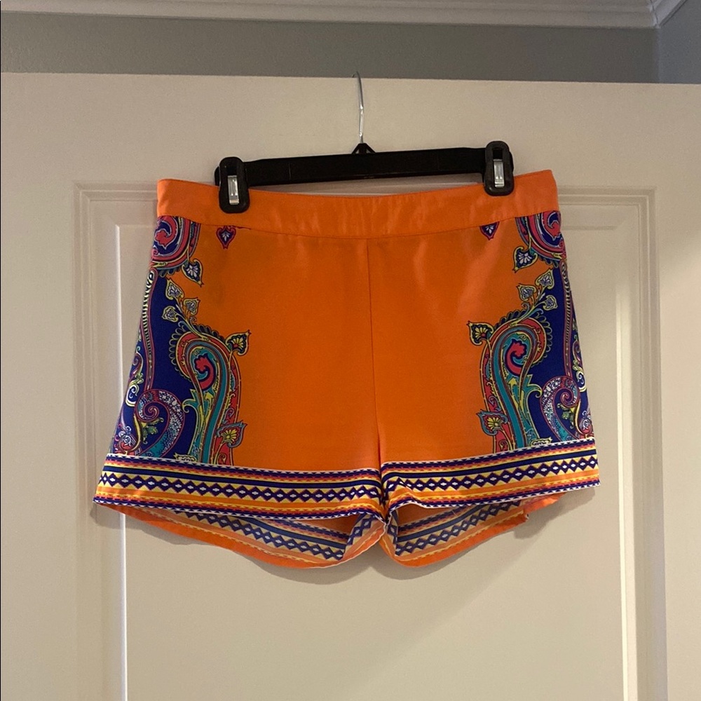 Vibrant Orange Paisley Women's Shorts